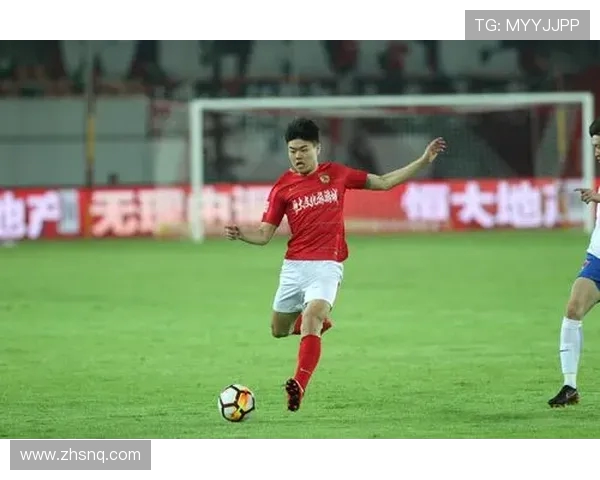 恒大与鲁能对决边裁表现引发热议赛场公正性再受关注